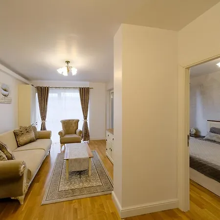 Apartman Grand Park Nude Iulius Mall *